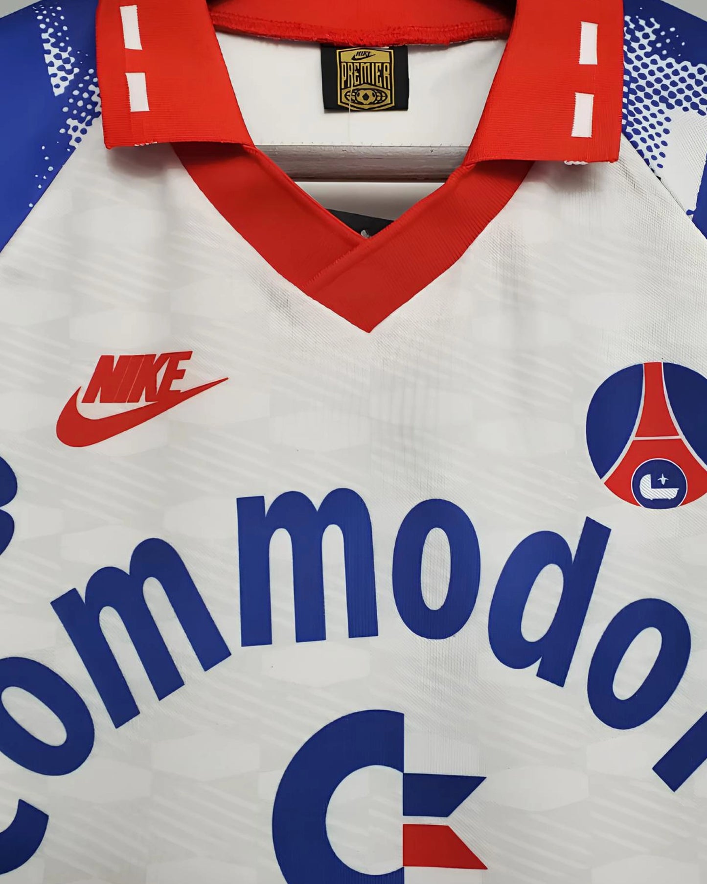 Paris Saint Germain Retro Jersey